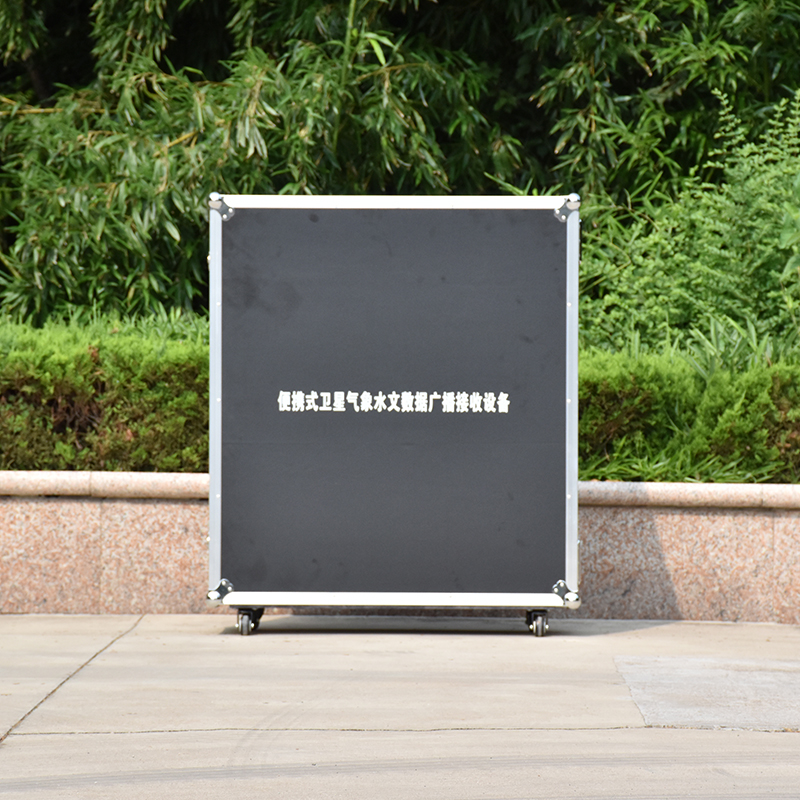 衛星接收設備 衛星接收設備